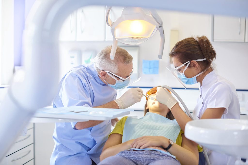 24/7 Dental Assistance: How Emergency Dentists Can Save Your Smile